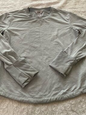 Athleta Kids Light Blue Long Sleeve Crew Shirt with Thumb Holes/Cuff Folds!